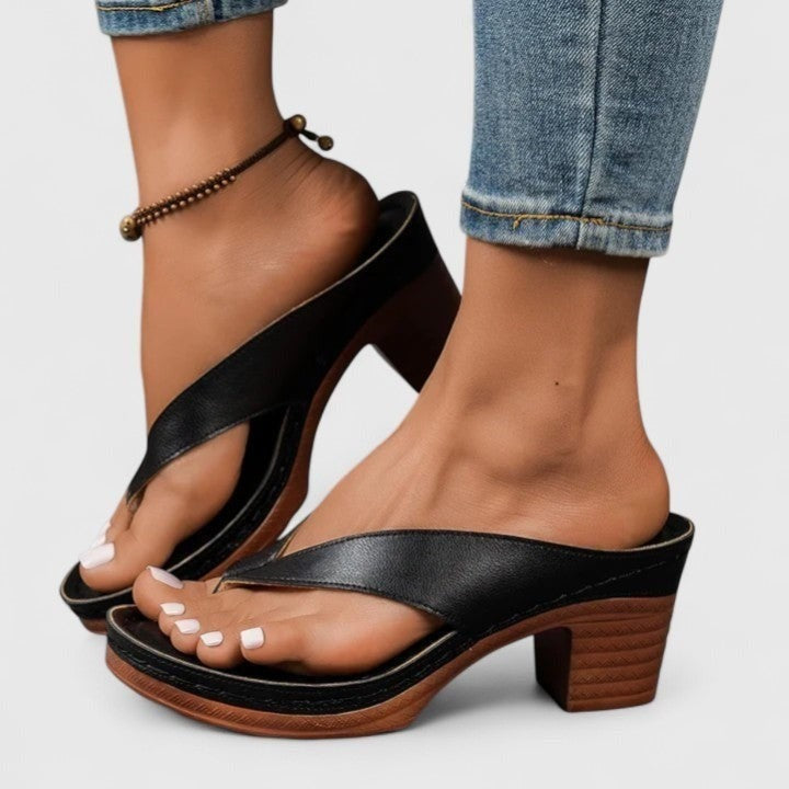 Juliet heeled thong sandals - Black