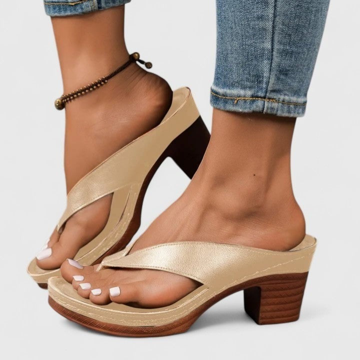 Juliet heeled thong sandals - Gold