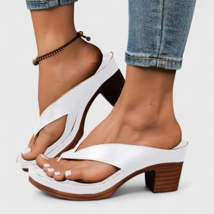 Juliet heeled thong sandals - White