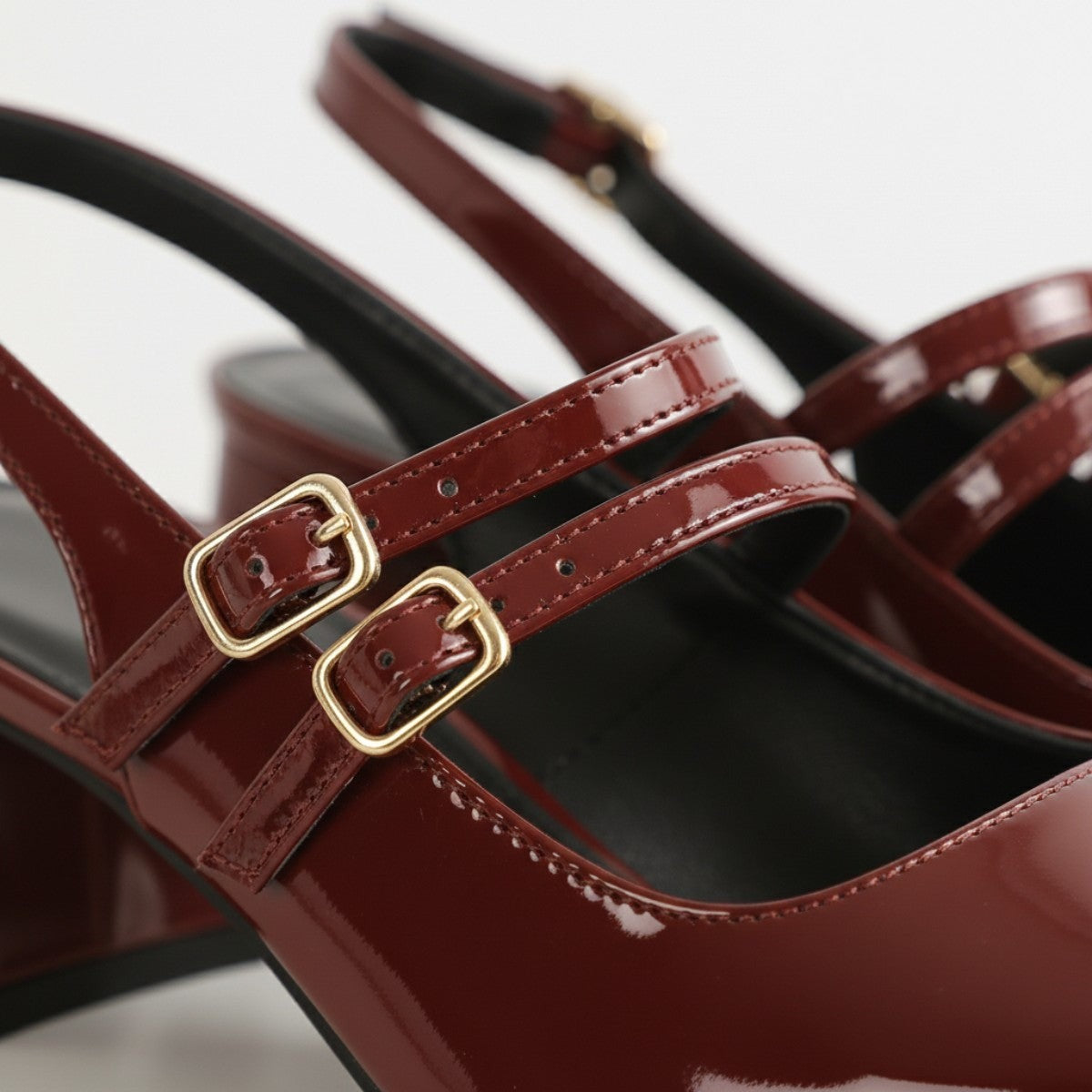 Tess pointed slingback heels - Burgundy detail