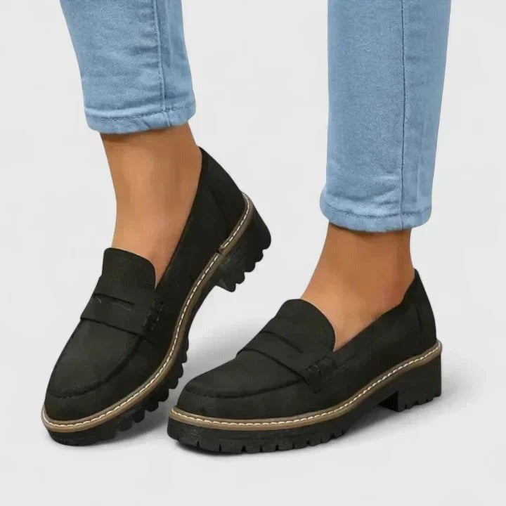 Tess chunky lug sole loafers - Black