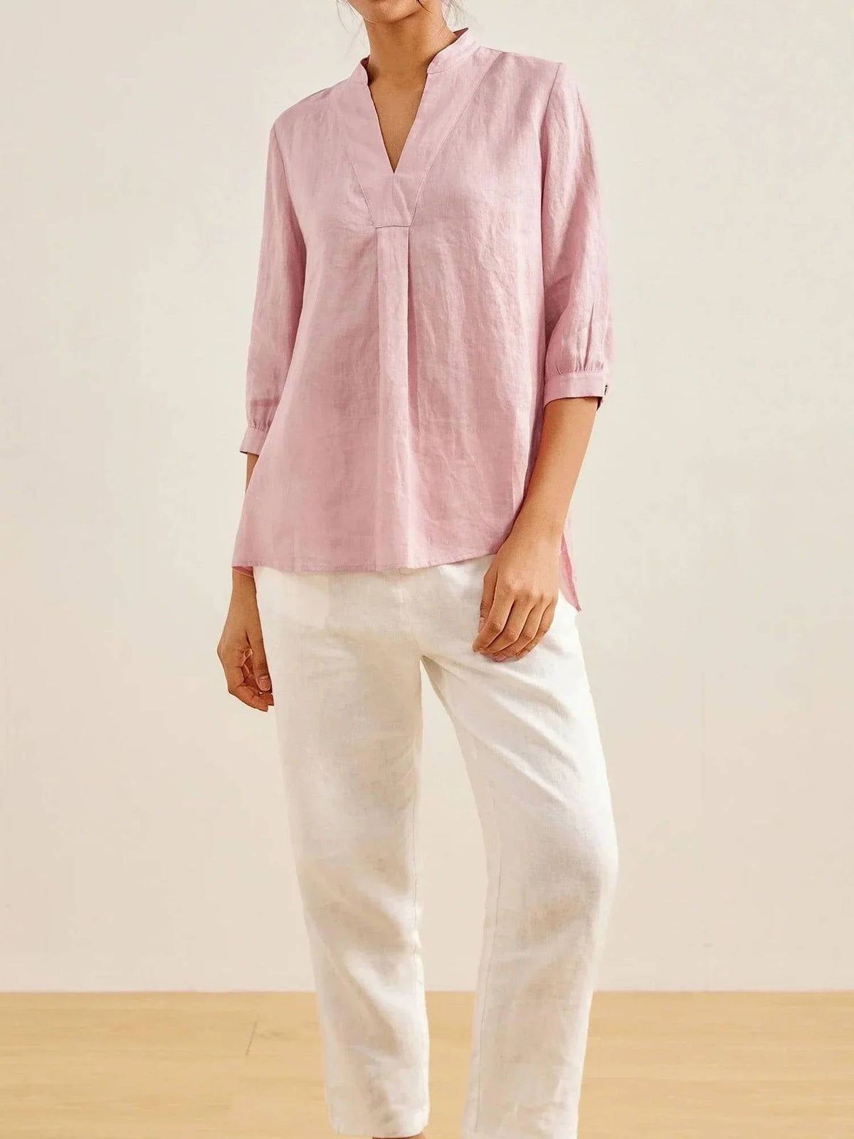 Lena V neck linen shirt - detail